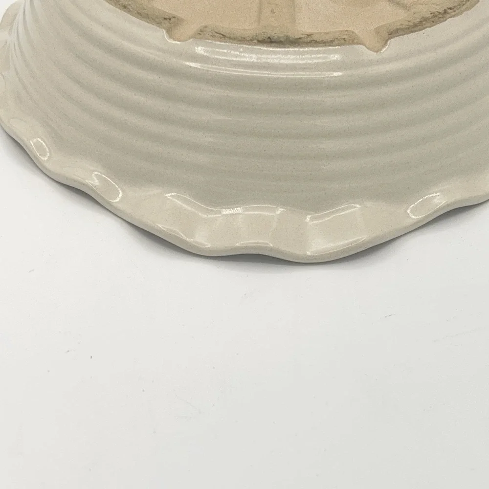 Pampered Chef Family Heritage Stoneware Scalloped Pie Plate 9